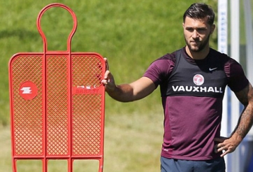 Man Utd và Chelsea tranh giành tiền đạo hạng nhất Anh