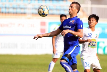 HAGL thử việc ngoại binh Brazil cao 1m90