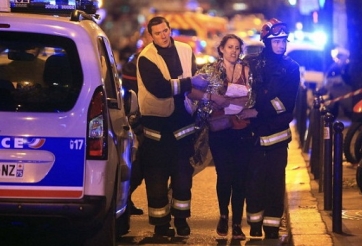 2 cầu thủ Premier League thoát nạn ở vụ khủng bố Paris