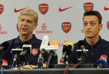 Mesut Ozil sắp nhận thưởng từ Arsenal