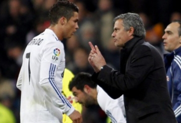 ‘Ronaldo và Mourinho cùng nhau sang PSG’