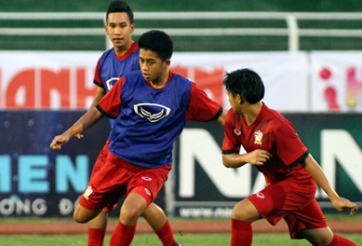 U21 Thái Lan miệt mài luyện 'bài tủ'