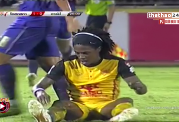 VIDEO: Cầu thủ da màu bị đối xử bất công lộ liễu ở Thái League