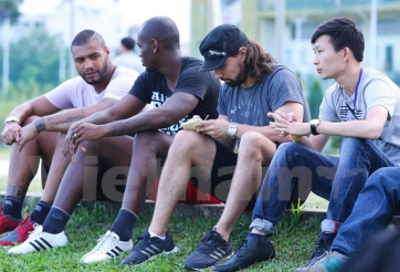 HAGL thử việc đồng đội cũ của David Luiz