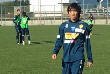 Tuấn Anh tập buổi đầu cùng đội 1 Yokohama FC