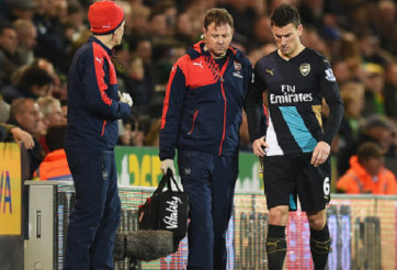 Sau Sanchez, Arsenal nhận tin vui từ Koscielny