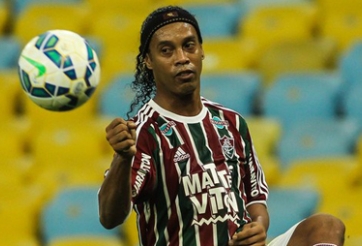 Ronaldinho tới ĐNÁ mở Học viện bóng đá