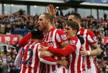 VIDEO: Song sát Arnautovic - Shaqiri gây sốc trước Man City