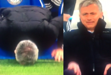 VIDEO: Phản ứng của HLV Mourinho trước hàng công thảm họa của Chelsea