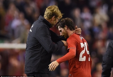 VIDEO: Xem HLV Klopp đã biến Joe Allen thành Xavi mới như thế nào