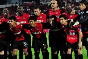 Muangthong Utd công bố ‘quân xanh’ tại Việt Nam