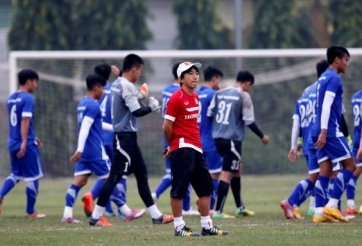 VIDEO: Thêm 1 cầu thủ U23 Việt Nam chấn thương khi tập luyện