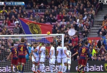 VIDEO: Kiệt tác sút phạt của Messi vào lưới Deportivo