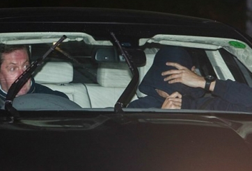 Người Chelsea thừa nhận Mourinho bị học trò làm phản