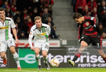 VIDEO: Pha xử lý ghi bàn đẳng cấp của Chicharito đẹp nhất vòng 16 Budesliga