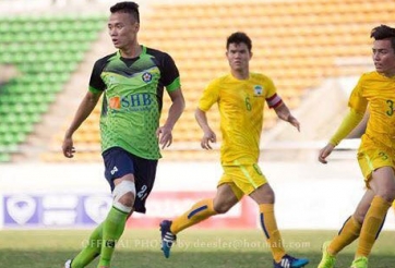 Xuân Nam lọt top 5 chân sút ĐNÁ hiệu quả nhất năm 2015