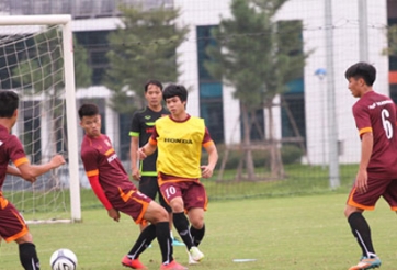 HLV Miura xếp Công Phượng chơi ở vị trí mới