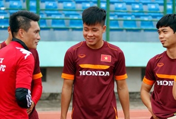 VIDEO: Buổi tập luyện của U23 Việt Nam trên sân Bình Dương