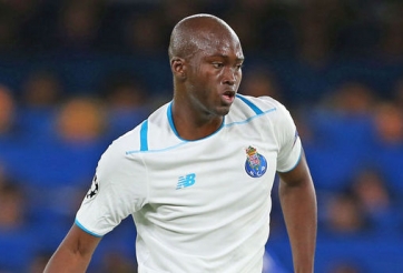 Khủng hoảng hàng tiền vệ, Arsenal chi bạo mua ngoại binh Porto