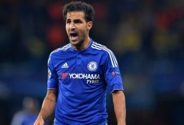 Cesc Fabregas mở cánh cửa rời Chelsea