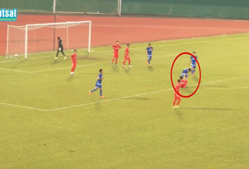 VIDEO: Hành động đẹp mắt của Công Phượng ở trận gặp Bình Dương