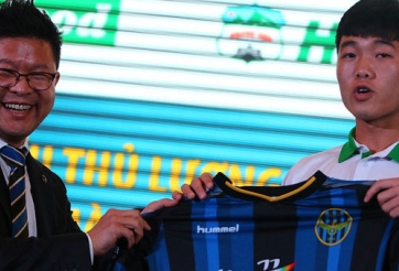 Xuân Trường vượt các đối thủ ở Trung Quốc và Thái Lan để tới Hàn