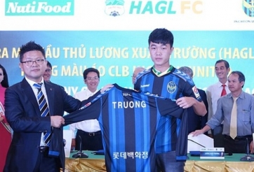 Điều lạ từ chiếc áo không số của Xuân Trường