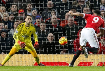 VIDEO: Bàn mở tỷ số của Martial cho Man Utd