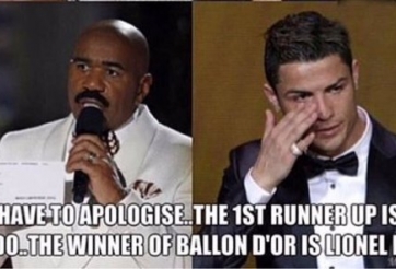 Video clip chế: MC trao nhầm QBV từ Messi cho Ronaldo