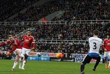 Hàng thủ mắc sai lầm, MU để Newcastle cầm hòa đáng tiếc