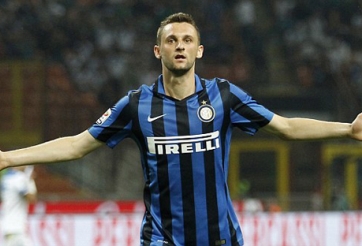 Arsenal để ý cùng lúc hai cầu thủ của Inter Milan