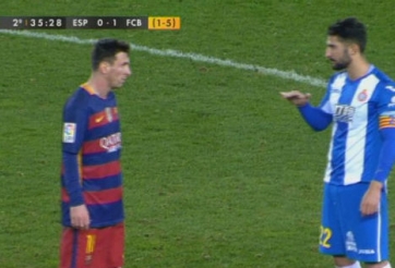 VIDEO: Messi và đội trưởng Espanyol đấu khẩu ngay trên sân