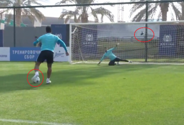 VIDEO: 'Tuyệt chiêu' sút pen giương đông kích tây độc đáo của Hulk