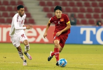 Bố Xuân Trường không hài lòng với trọng tài chính