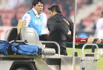 Dính chấn thương nặng, Công Phượng nhập viện gấp