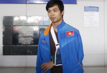 Vừa về Việt Nam, Công Phượng đã vào viện tái khám