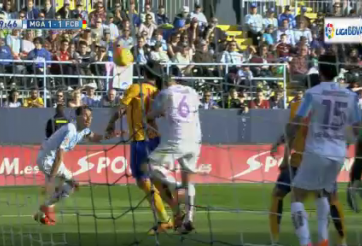 VIDEO: Barcelona mất oan 1 quả penalty vì trọng tài