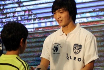 Trưởng đoàn Yokohama úp mở khả năng ra sân của Tuấn Anh