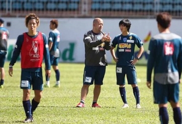 Tuấn Anh nhận sự quan tâm đặc biệt từ BHL Yokohama FC