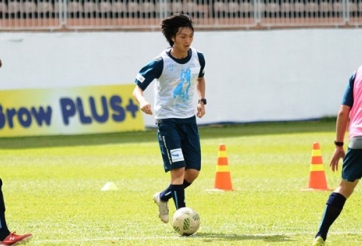 HLV Yokohama tiếp tục thử nghiệm Tuấn Anh