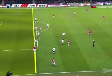 VIDEO: Rooney lập siêu phẩm cứa lòng trong tư thế việt vị