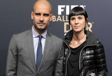 Vợ đến Manchester, sáng tỏ dần bến đỗ mới của Pep