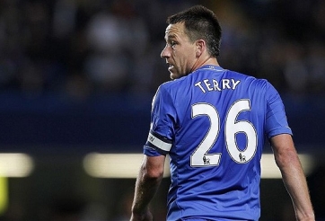 HLV Hiddink: Terry hoàn toàn có thể bị thay thế ở Chelsea