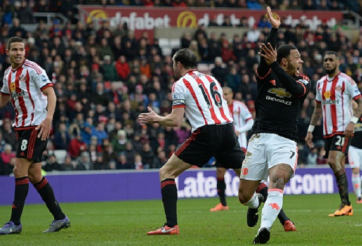 M.U mất oan một quả penalty vì trọng tài