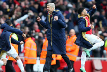 Thắng Leicester, Arsenal cứu rỗi kịch bản nhàm chán tại Premier League