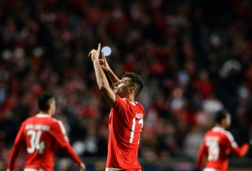 Video bàn thắng: Benfica 1-0 Zenit (Vòng 1/8 Champions League)