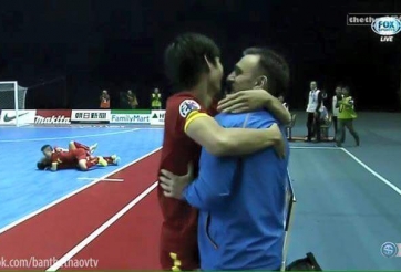 VIDEO: Khoảnh khắc BLV Fox Sports vỡ òa cùng ĐT Futsal Việt Nam
