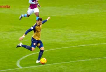 Những skill ấn tượng của cầu thủ Arsenal: Mãn nhãn Ozil - Ramsey