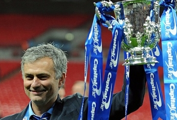 Chelsea bất ngờ tri ân HLV Mourinho
