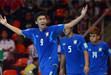 VIDEO: Tiền đạo Thái giành danh hiệu vua phá lưới nhờ 7 bàn thắng trước Việt Nam